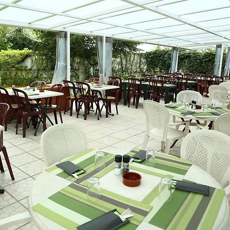 Hotel Restaurant Maison Blanche Rungis Εξωτερικό φωτογραφία