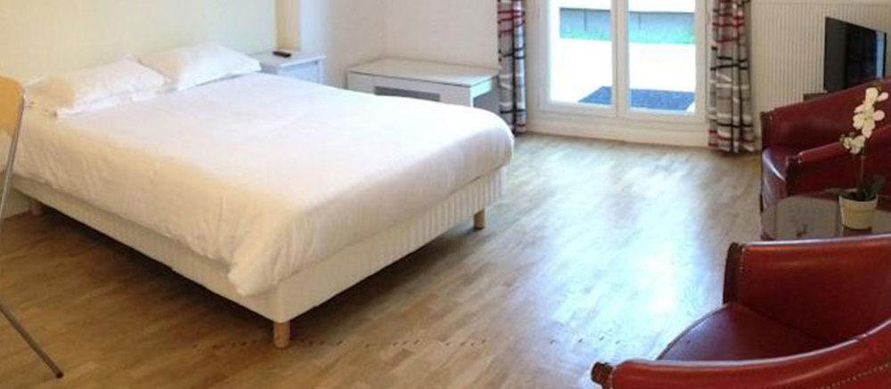 Hotel Restaurant Maison Blanche Rungis Εξωτερικό φωτογραφία