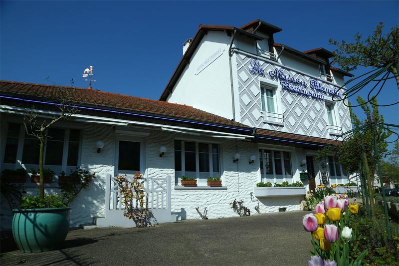 Hotel Restaurant Maison Blanche Rungis Εξωτερικό φωτογραφία