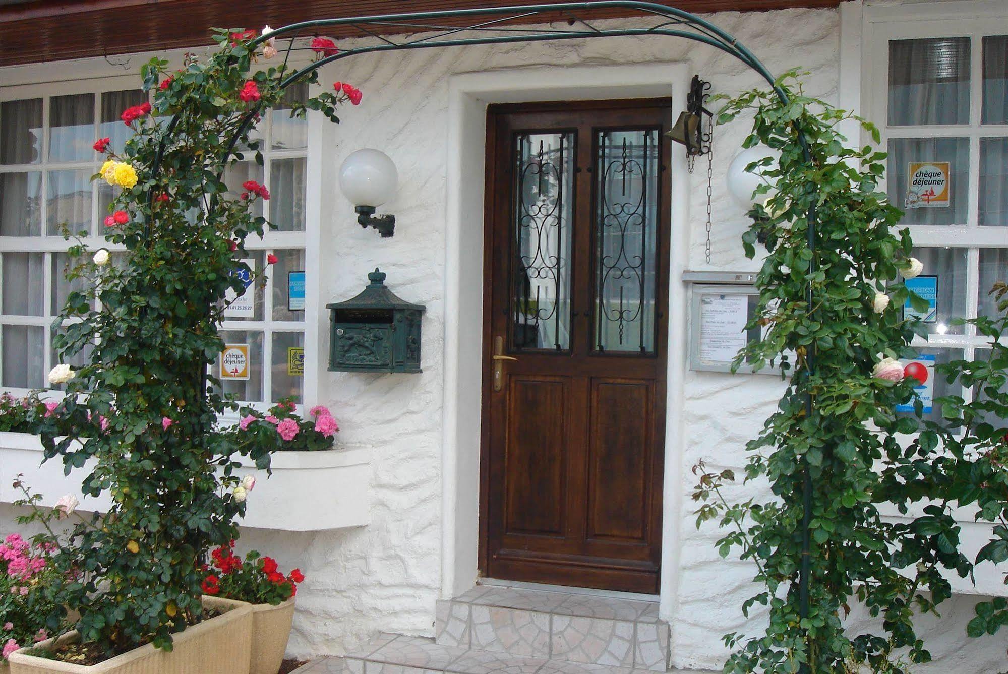 Hotel Restaurant Maison Blanche Rungis Εξωτερικό φωτογραφία