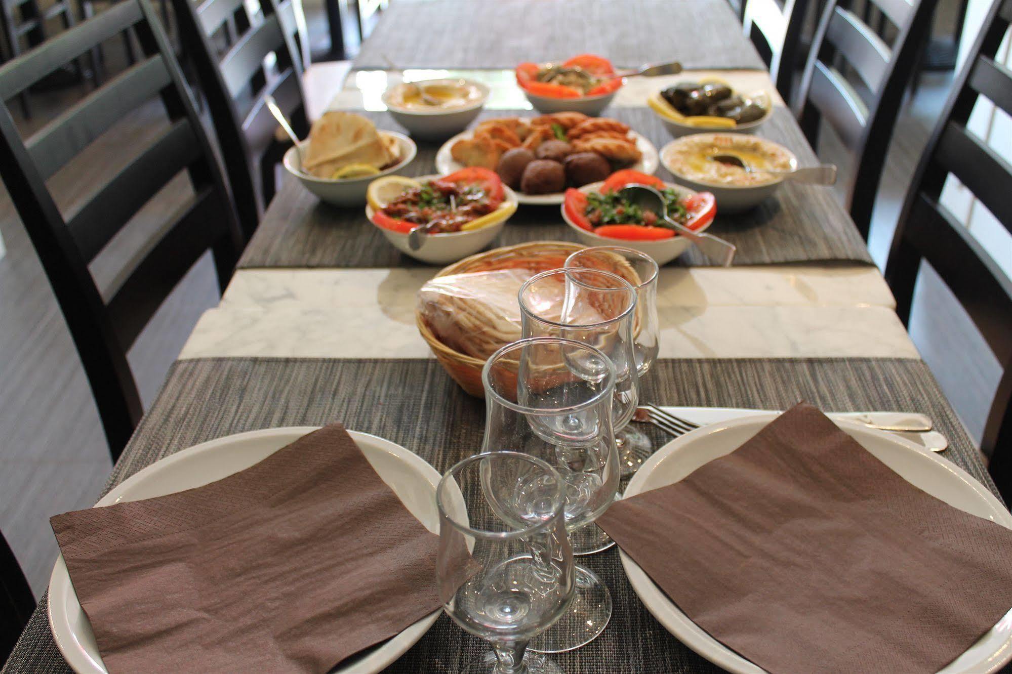 Hotel Restaurant Maison Blanche Rungis Εξωτερικό φωτογραφία